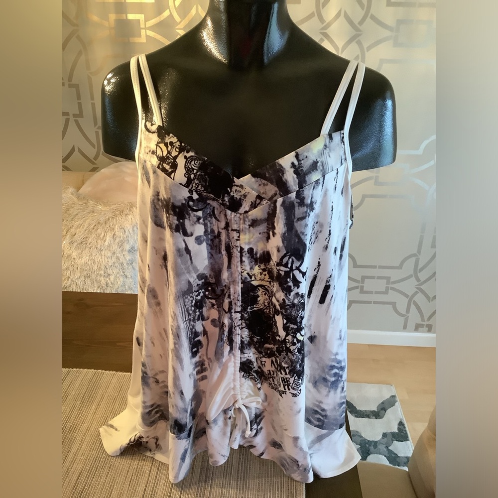 Picadilly Print Tank Size Large Ruffle Bottom. Excellent condition.